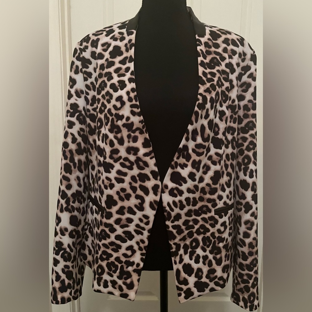 Stylish Leopard Print Women's Blazer